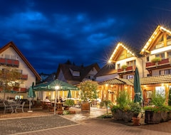 Khách sạn Hotel Klosterbraustuben (Zell am Harmersbach, Đức)