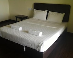 Hotel Rocky Mountain Lodge (Kota Kinabalu, Malaysia)