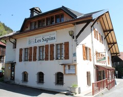Khách sạn Les Sapins (Saint-Jeoire-en-Faucigny, Pháp)