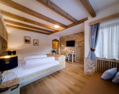 Khách sạn Hotel Fanes (Selva in Val Gardena, Ý)