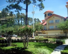 Khách sạn La Quinta Inn & Suites Houston Bush IAH South (Houston, Hoa Kỳ)