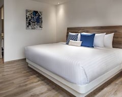 Khách sạn Room Hotel & Suites (Puebla, Mexico)