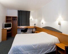 Hotel First Rodez (Rodez, Francia)