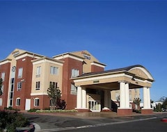 Holiday Inn Express Hotel & Suites Ontario Airport-Mills Mall, An Ihg Hotel (Rancho Cucamonga, Sjedinjene Američke Države)