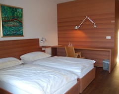 Hotel Rakar (Trebnje, Slovenija)