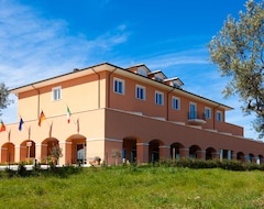 Khách sạn Hotel Villa Susanna degli Ulivi (Colonnella, Ý)