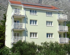 Hotel Apartments Ivana (Baška Voda, Hrvaška)