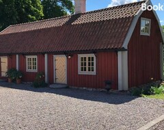 Koko talo/asunto Old Wing (Enköping, Ruotsi)