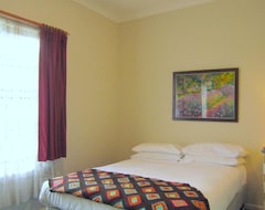 Khách sạn Solitary Retreat (Katoomba, Úc)