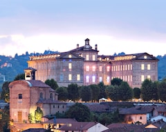 فندق Hotel Castello di Montaldo Soul Farm (Baldissero Torinese, إيطاليا)