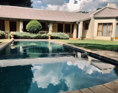 Hotel The Farmhouse Carus Gardens (Johannesburg, South Africa)