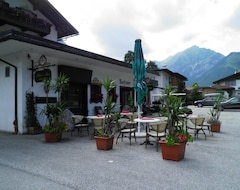 Khách sạn Dorfwirt (Pertisau, Áo)