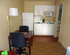 Otel Suburban Studios Winston-Salem near Hanes Mall (Winston Salem, ABD)