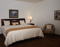 Khách sạn Greenwood Village Inn & Suites (Kalispell, Hoa Kỳ)