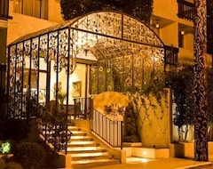 Hotel Petit Ermitage (West Hollywood, USA)