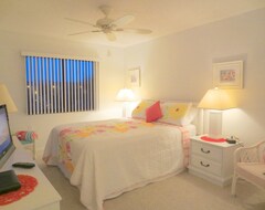 Khách sạn Ocean Village Club A32 By Vacation Rental Pros (St. Augustine Beach, Hoa Kỳ)