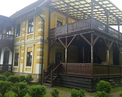 Guesthouse Dofteana Park (Târgu Ocna, Romania)
