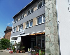 Khách sạn Hotel Linnert (Weiterstadt, Đức)