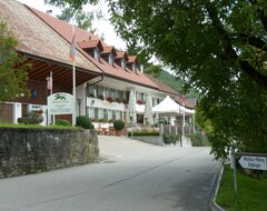 Hotel Gasthof Löwen (Wisen, Schweiz)