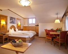Khách sạn Anthonys Alpin Hotel (Lech am Arlberg, Áo)
