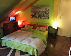 Cijela kuća/apartman Lovely attic under the Mole (Torino, Italija)