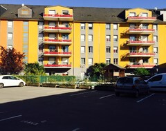Hotel Studio Cours Pyrene (Tarbes, Francia)