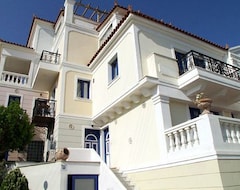 Hotel Kalimera (Poros-City, Greece)