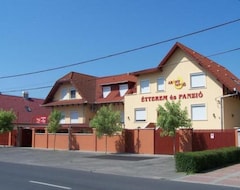 Otel Arany Patkó Pension & Restaurant (Debrecen, Macaristan)