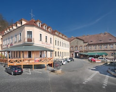 Hotel Podhrad (Hluboká nad Vltavou, Tjekkiet)