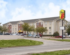 Khách sạn Super 8 By Wyndham Mckinney/Plano Area (McKinney, Hoa Kỳ)