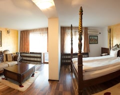Khách sạn Hotel Kristo (Blagoevgrad, Bun-ga-ri)