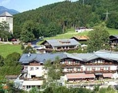 Khách sạn Hotel Zur Burg (Kaprun, Áo)