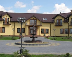 Khách sạn Ballaton (Szydlowiec, Ba Lan)