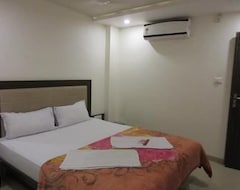 Hotel Marvel Inn (Mehsana, India)