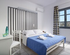 Hotel Galanis Rooms Milos (Adamas, Greece)