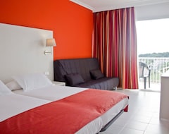 Khách sạn Hotel Club Sur Menorca (Punta Prima, Tây Ban Nha)