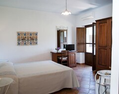 Hotel Di Turismo Rurale Belvedere Pradonos (Cala Gonone, Italy)