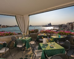 Hotel Locanda Vivaldi (Venedik, İtalya)