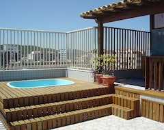 Entire House / Apartment Cobertura à 1 Quadra Da Praia - Ar Condicionado (Cabo Frio, Brazil)