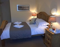 Bed & Breakfast Waverley Inn Lodge (Dingwall, Ujedinjeno Kraljevstvo)