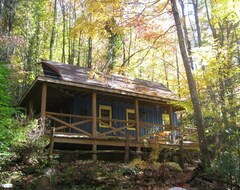 Toàn bộ căn nhà/căn hộ Cozy Cabin At A Great Price (Whittier, Hoa Kỳ)
