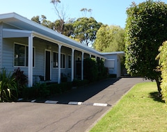 Hotel Phillip Island Cottages (Cowes, Australia)