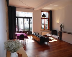 Otel Wonderful Apartment In The Historic Center (Ghent, Belçika)