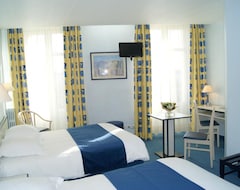 Hotel Hôtel Lunivers Angers (Angers, France)