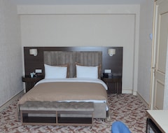 Rose Inn Hotel (Baku, Azerbaijan)