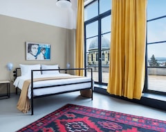 Hotel Fabrika Hostel & Suites (Tbilisi, Georgia)