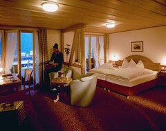 Hotel Hirschen (Grindelwald, Švicarska)