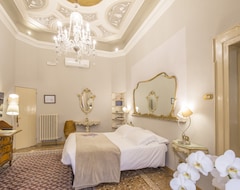 Khách sạn Corte Realdi Luxury Rooms Verona (Verona, Ý)