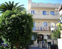 Khách sạn Hotel Sylesia (Letojanni, Ý)