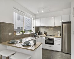 Cijela kuća/apartman Spacious Apartment Within Minutes Of Acland Street (Melbourne, Australija)